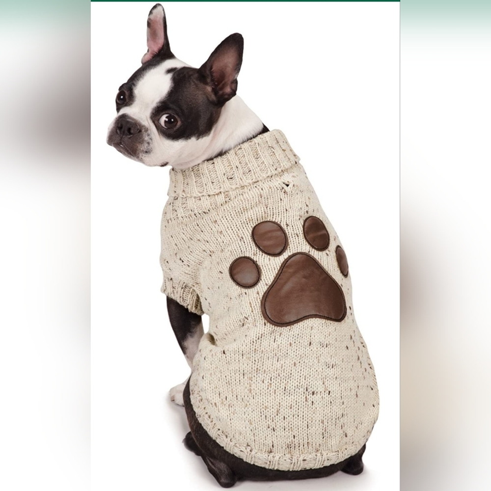 Zack & Zoey Aberdeen Sweater w/ Faux Leather Paw Print. Size Large. NWT.